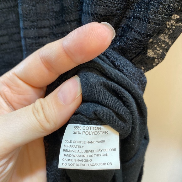 Gorgeous lace bodysuit Sz 8 - Picture 3 of 7